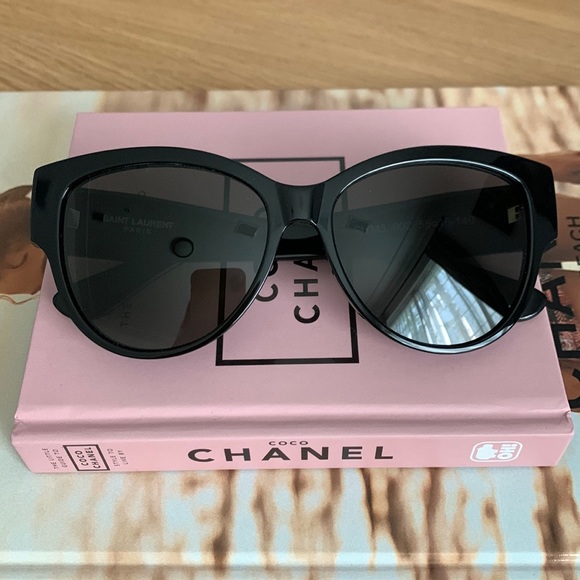 Saint Laurent Monogram M3 Sunglasses - Picture 2 of 7